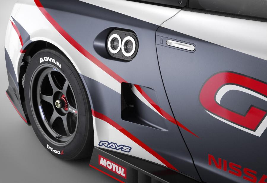 Детали экстерьера Nissan GT-R GT3 Nismo (R35) 2016 года  (фото 6 из 20)